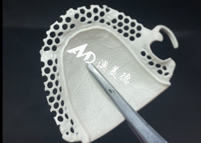 Quadro de Dentes Removíveis HPP Custom Fit para ótimo conforto funcional e estética