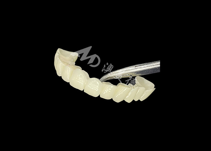 Ponte dental de zircônio de alta translucidez Forte e natural para restaurar o sorriso sem problemas